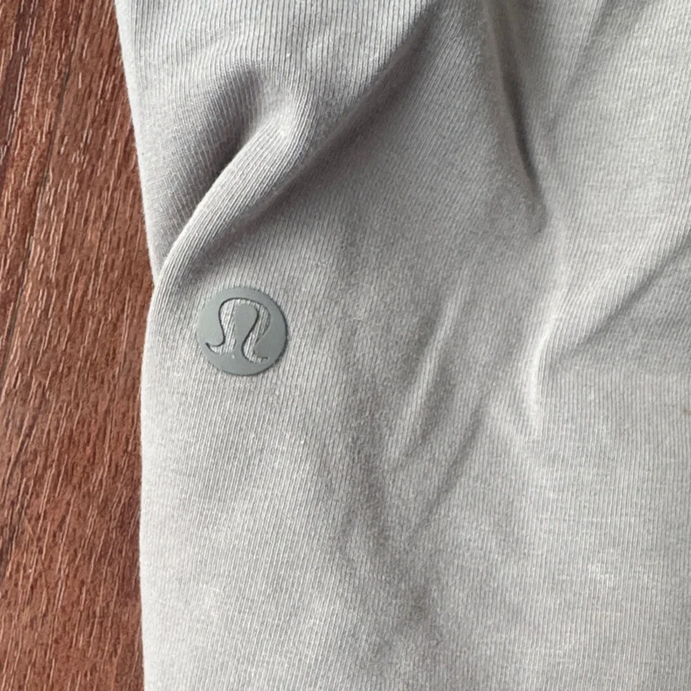 Lululemon leggings - Picture 3 of 4